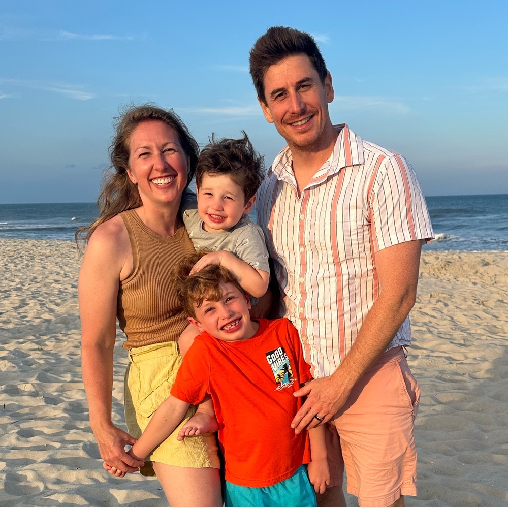 Meet your Posher, Cassandra